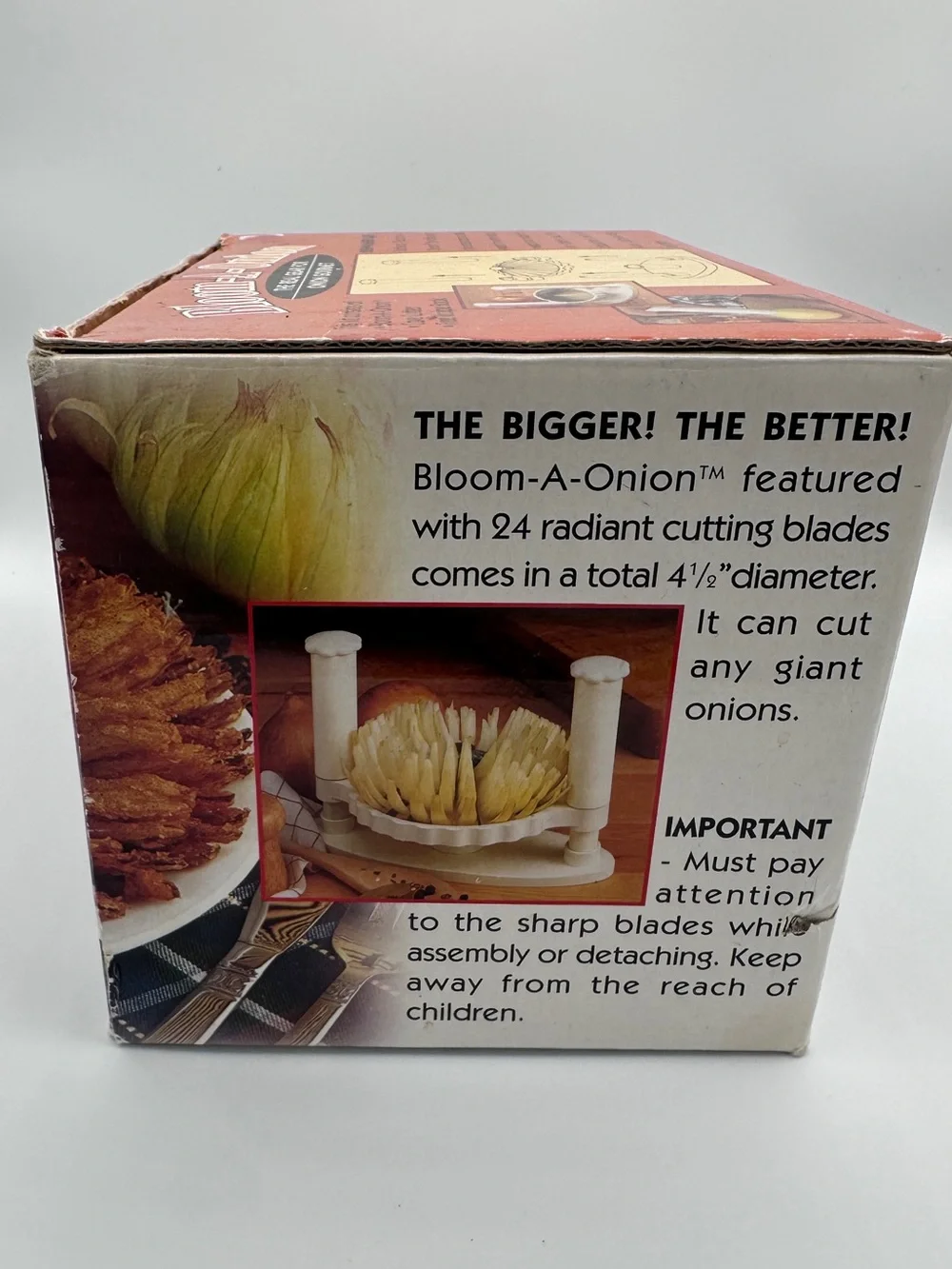 Bloom-A-Onion Onion Gourmet Kit - Red and Cream Box Appetizer Outback Steakhouse